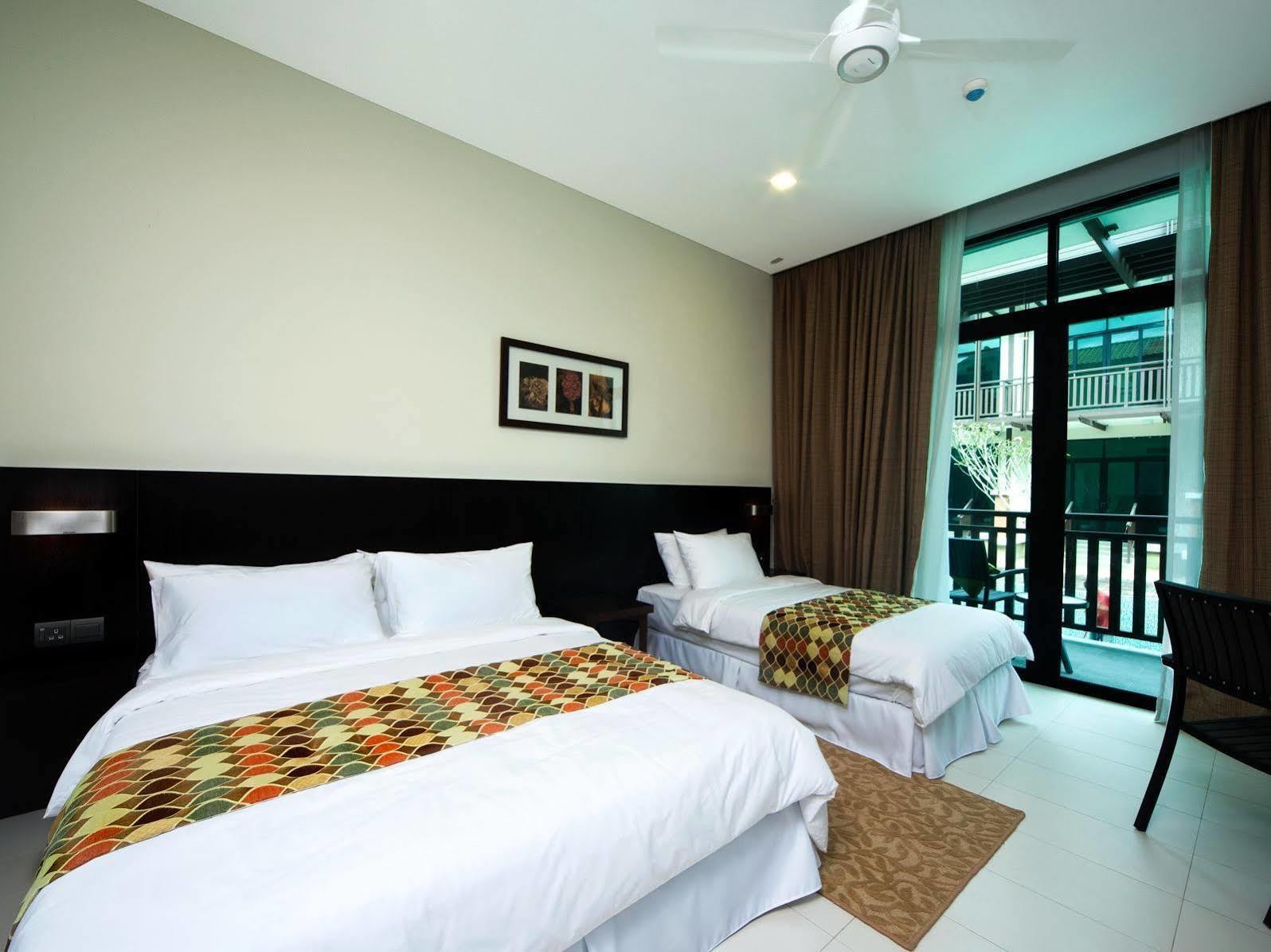 Hotel Espira Kinrara Puchong Esterno foto